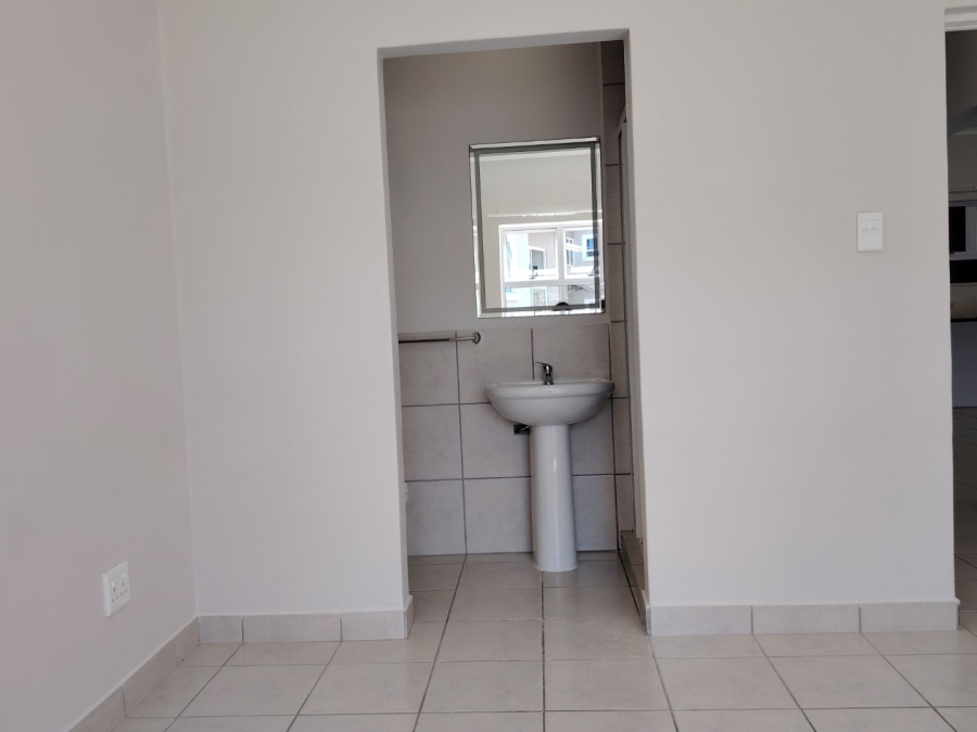 2 Bedroom Property for Sale in Island View Western Cape